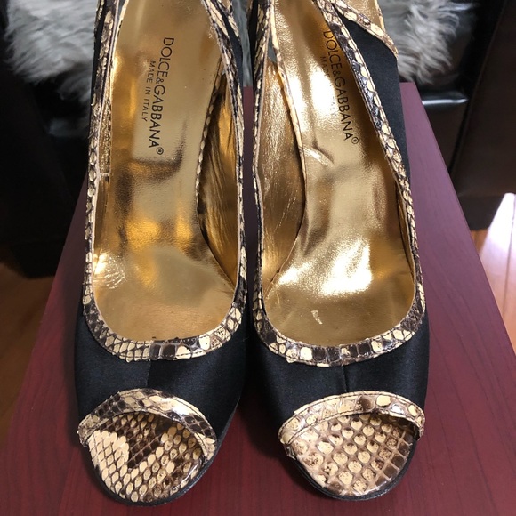 Dolce & Gabbana black satin heel - Picture 2 of 7